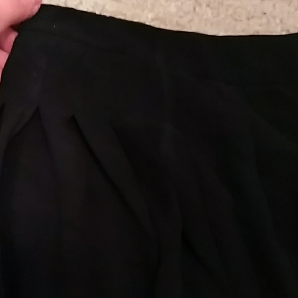 Loft black mini pleated polyester skirt